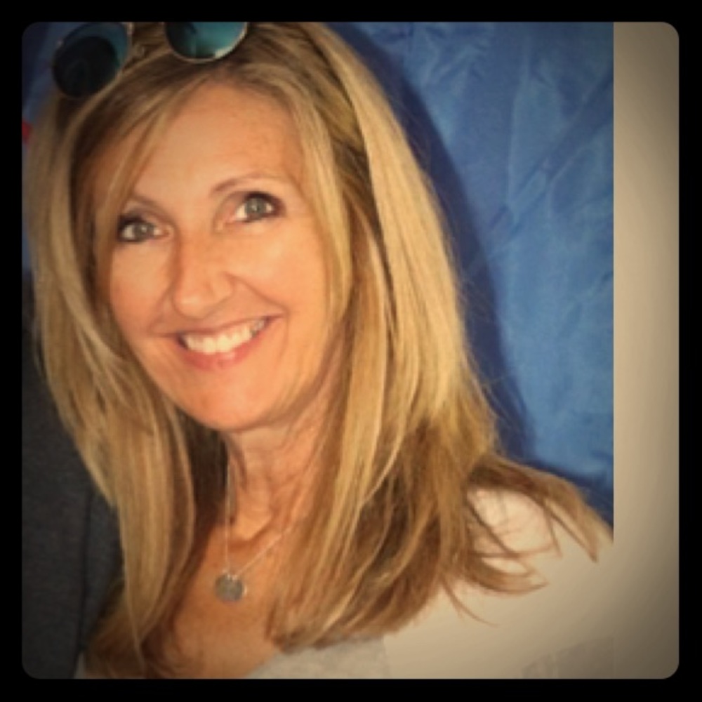 Meet your Posher, Denise